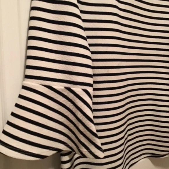 Green envelope top - Picture 2 of 3